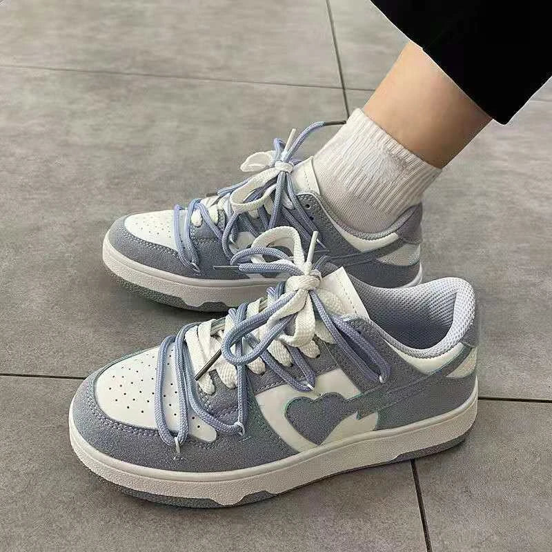 Sneaker